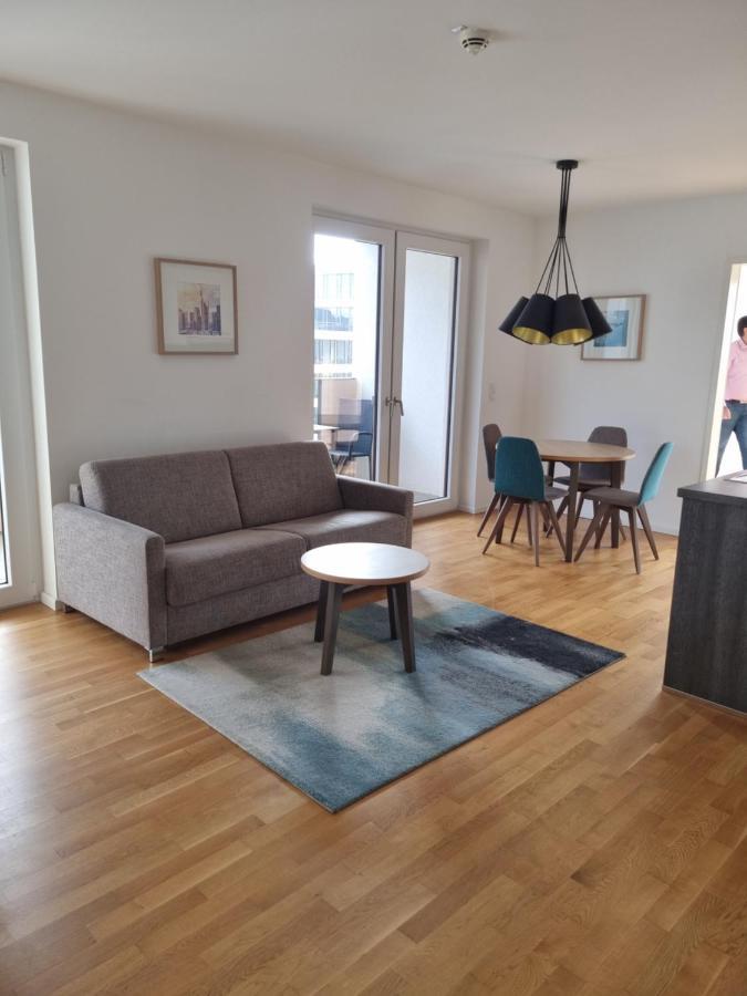 Livingroom Bad Homburg Boardinghouse Bad Homburg vor der Hoehe Exterior photo